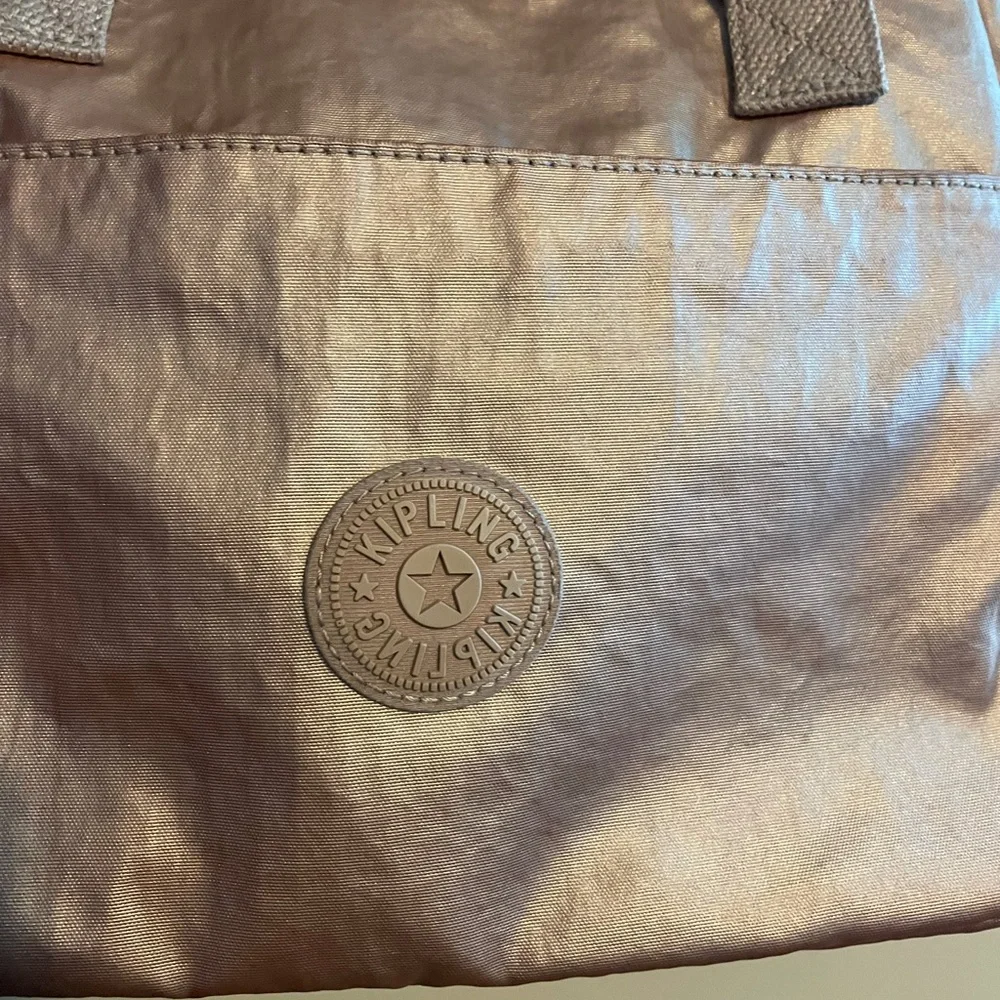 Kipling quartz metallic handbag - Picture 3 of 9